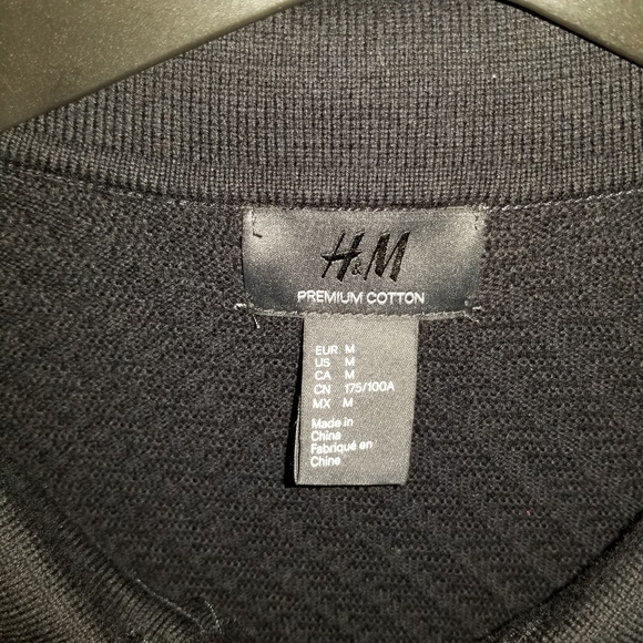 H&M Thin black Sweater Medium - Picture 2 of 4